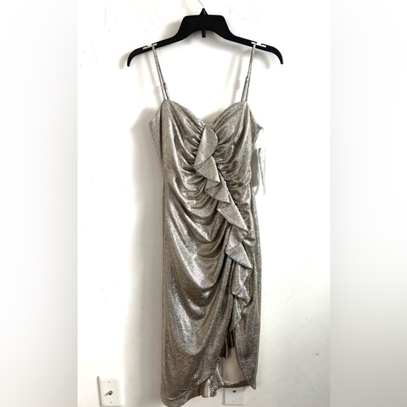 NWT Xscape Dress Women's Metallic Size 4 Ruffled Sheath Silver Wedding cocktail - Picture 4 of 8